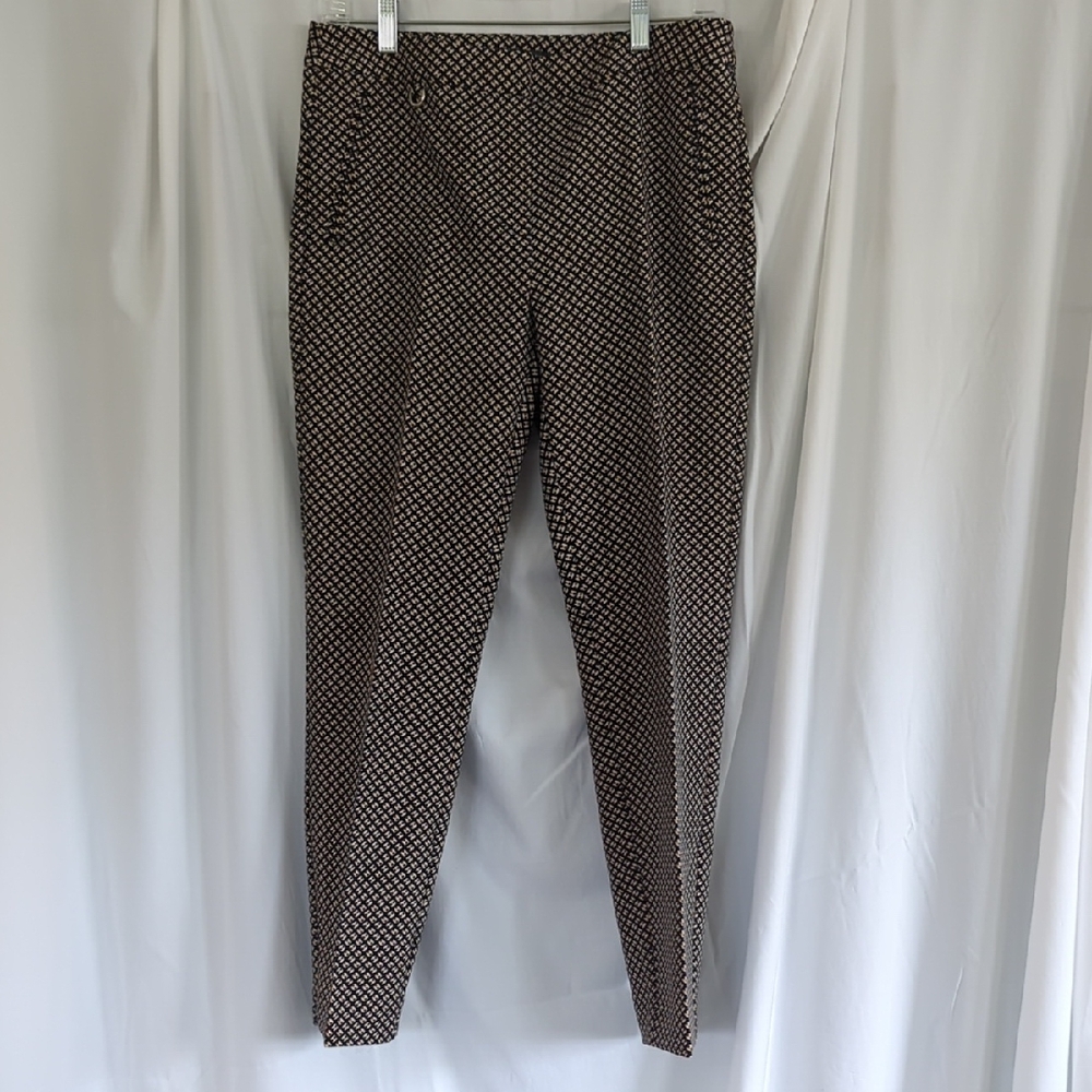 Adrianna Papell Black, Gold, White Geo-Print Trousers